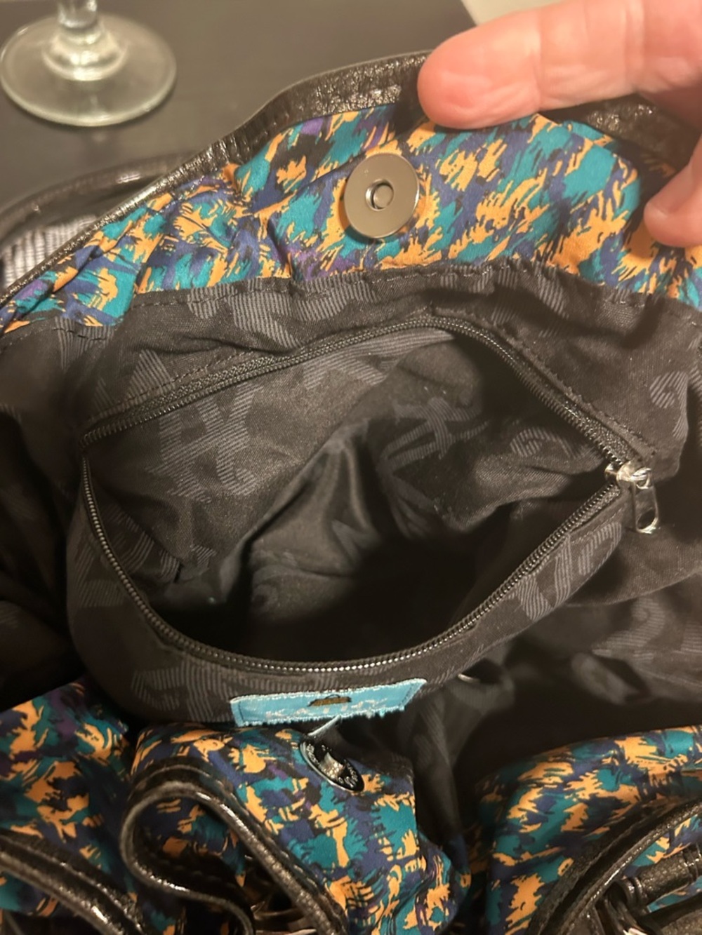 Kathy Van Zeeland Y2K Ruffle Top Teal, Gold & Black Patterned Shoulder Bag - Picture 13 of 15